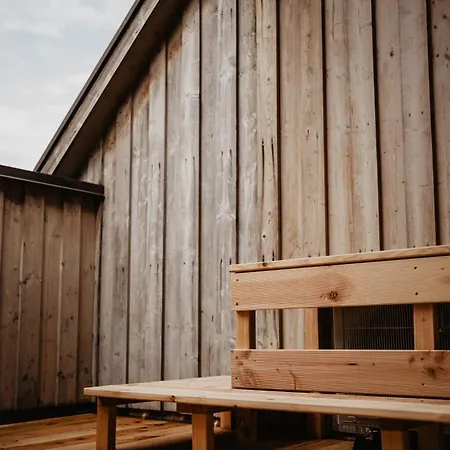 Garni Stube فندق انديغن